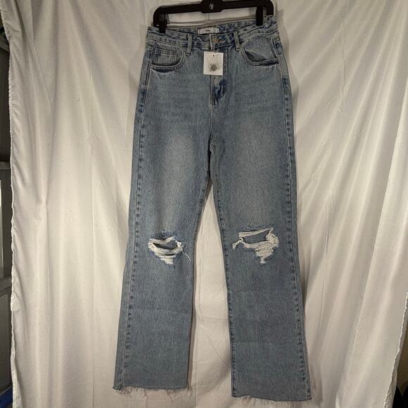 NWT Adika Women’s Light Wash Distressed Jeans Size Large 30×34 • NWT raw hem - Picture 2 of 8